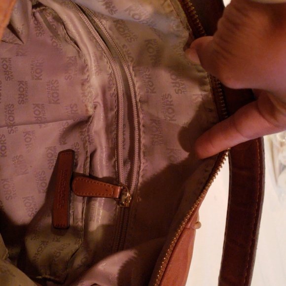 Michael Kors handbag - Picture 3 of 6